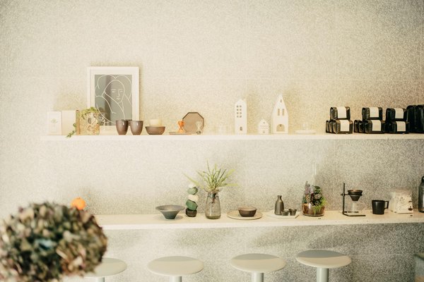 Guide complet sur les portails en aluminium : styles, coûts et options motorisées